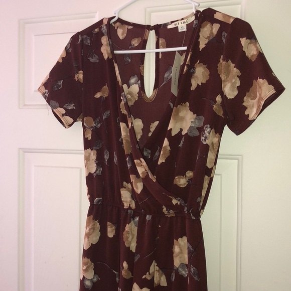 BRAND NEW Francesca’s Floral Wrap Maxi Romper - Picture 4 of 5